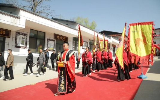 白鹿原公墓癸卯（2023）年清明节公祭活动圆满落幕