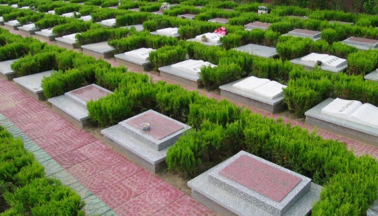 西安墓园价格是年费吗-西安墓园价格: 年费还是永久费 